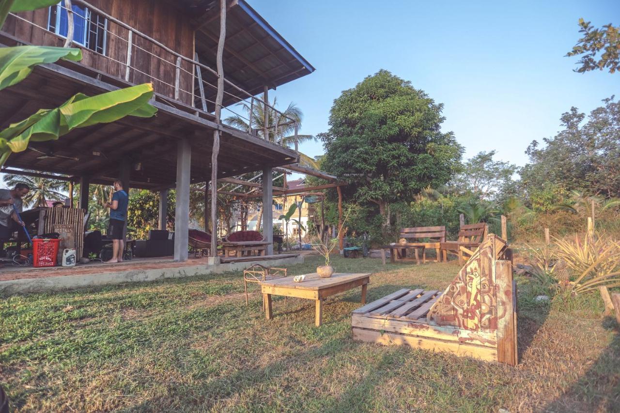 Bonsai Hotel Koh Rong Sanloem Exterior photo