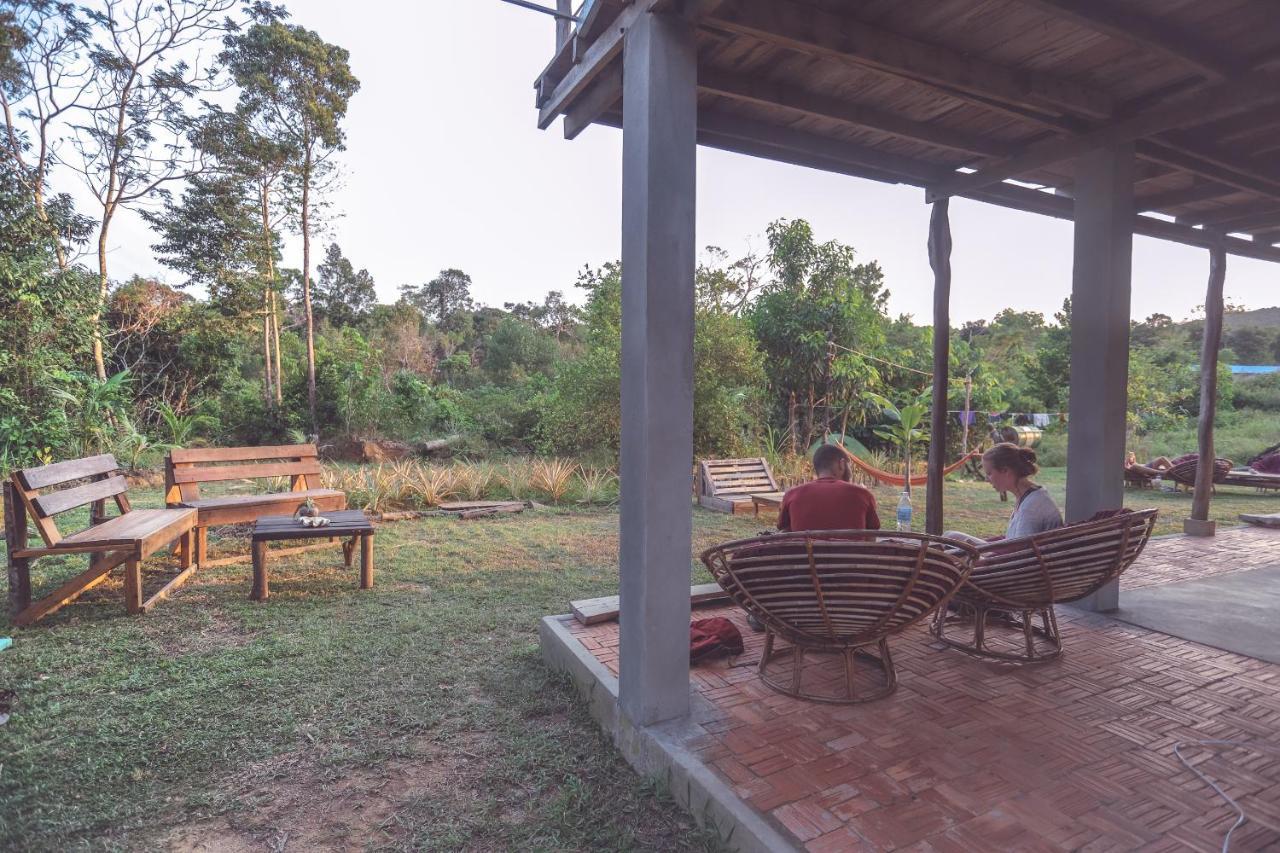 Bonsai Hotel Koh Rong Sanloem Exterior photo